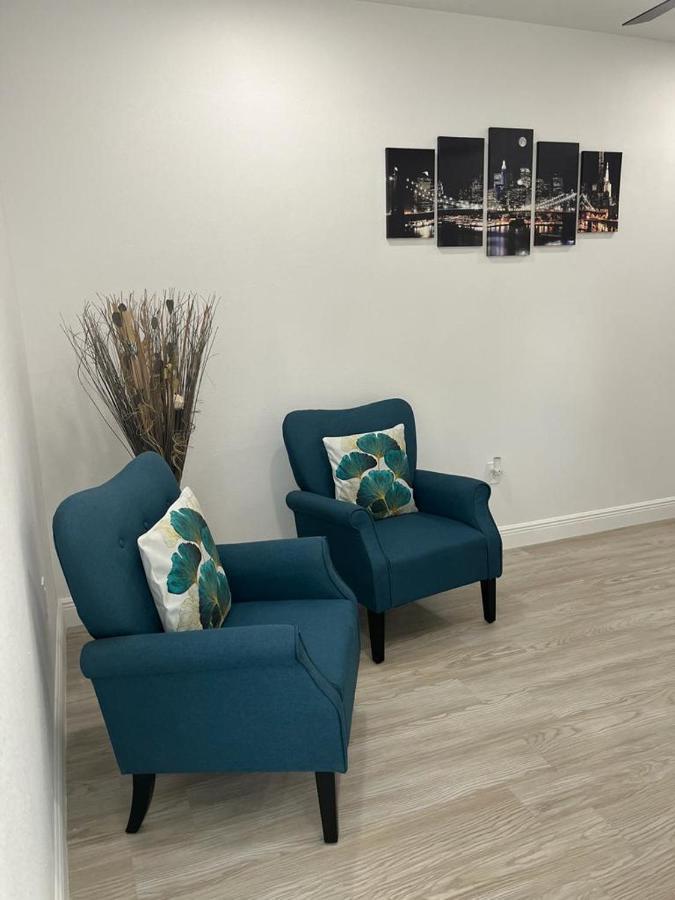 Incredible Comfortable Apartments Near The Airport And Beaches タンパ エクステリア 写真