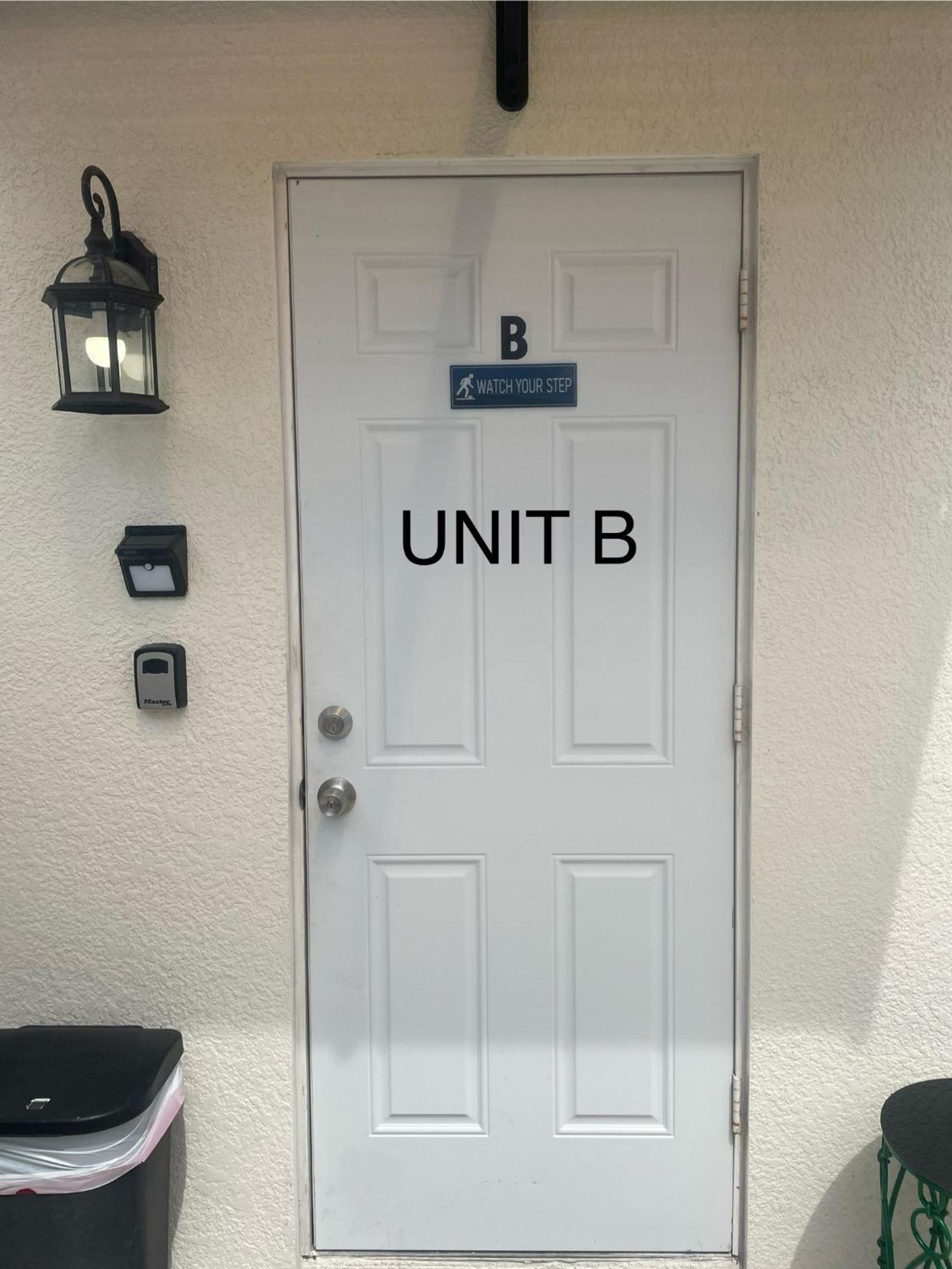 Incredible Comfortable Apartments Near The Airport And Beaches タンパ エクステリア 写真