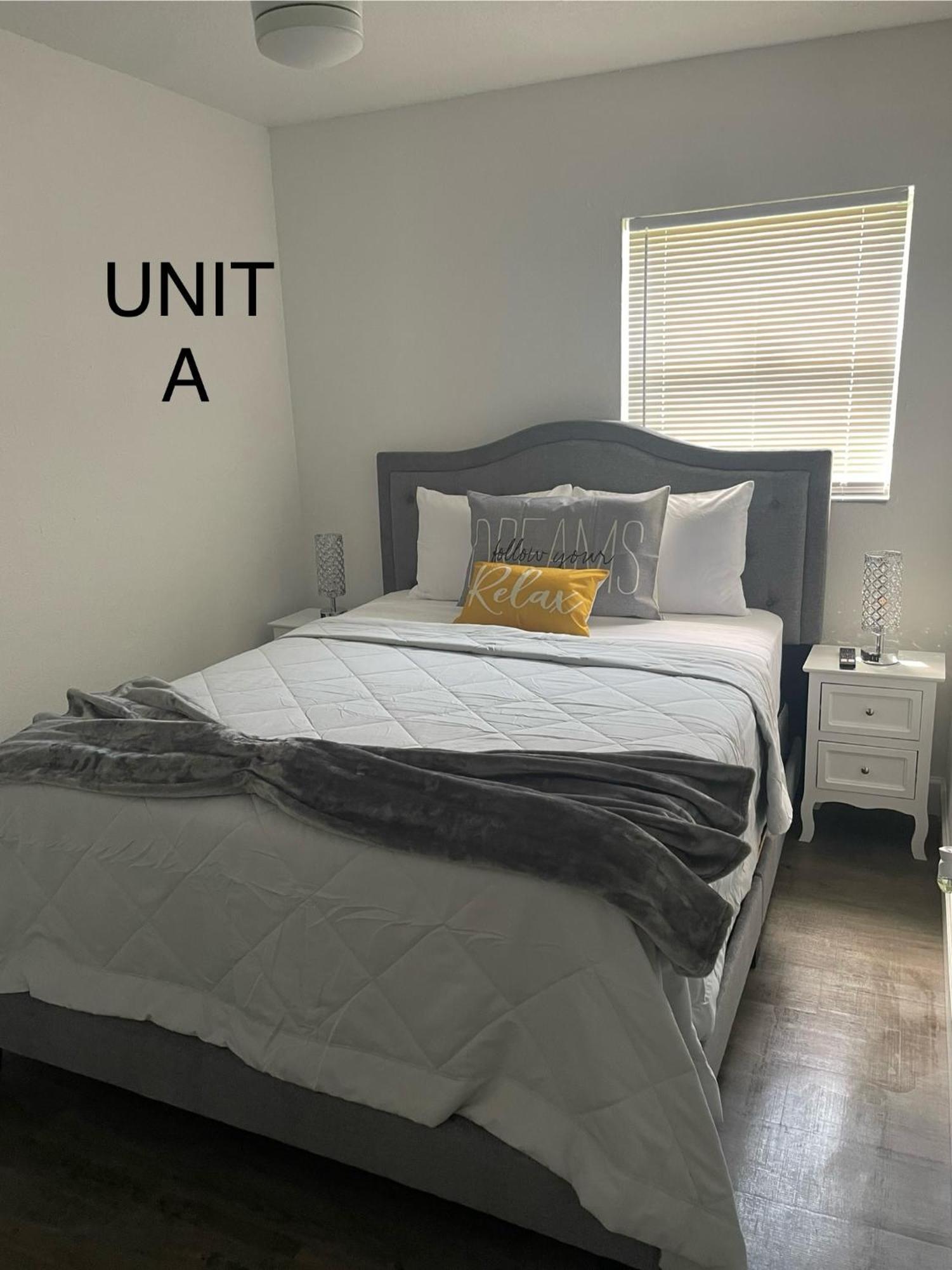 Incredible Comfortable Apartments Near The Airport And Beaches タンパ エクステリア 写真
