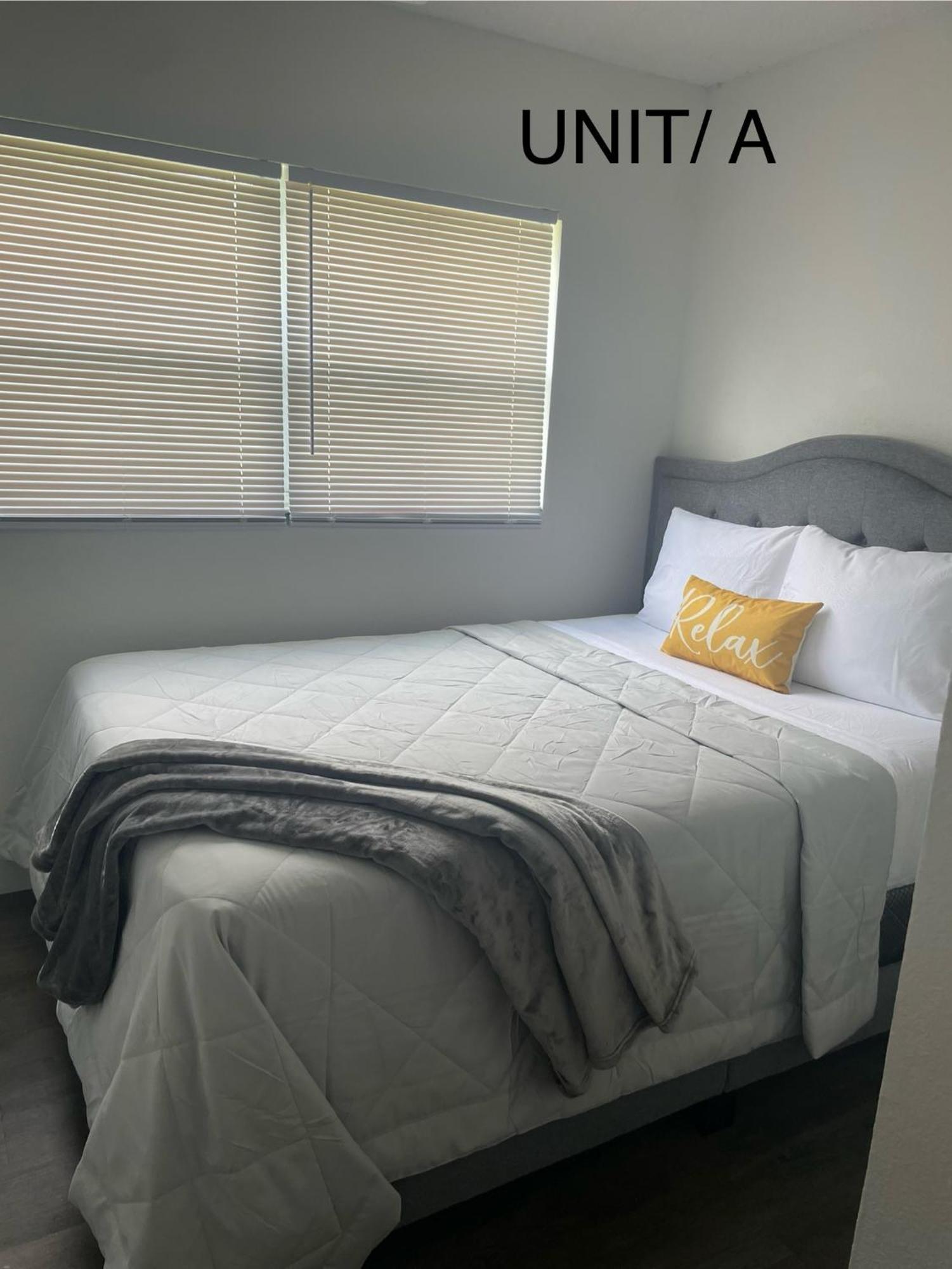 Incredible Comfortable Apartments Near The Airport And Beaches タンパ エクステリア 写真
